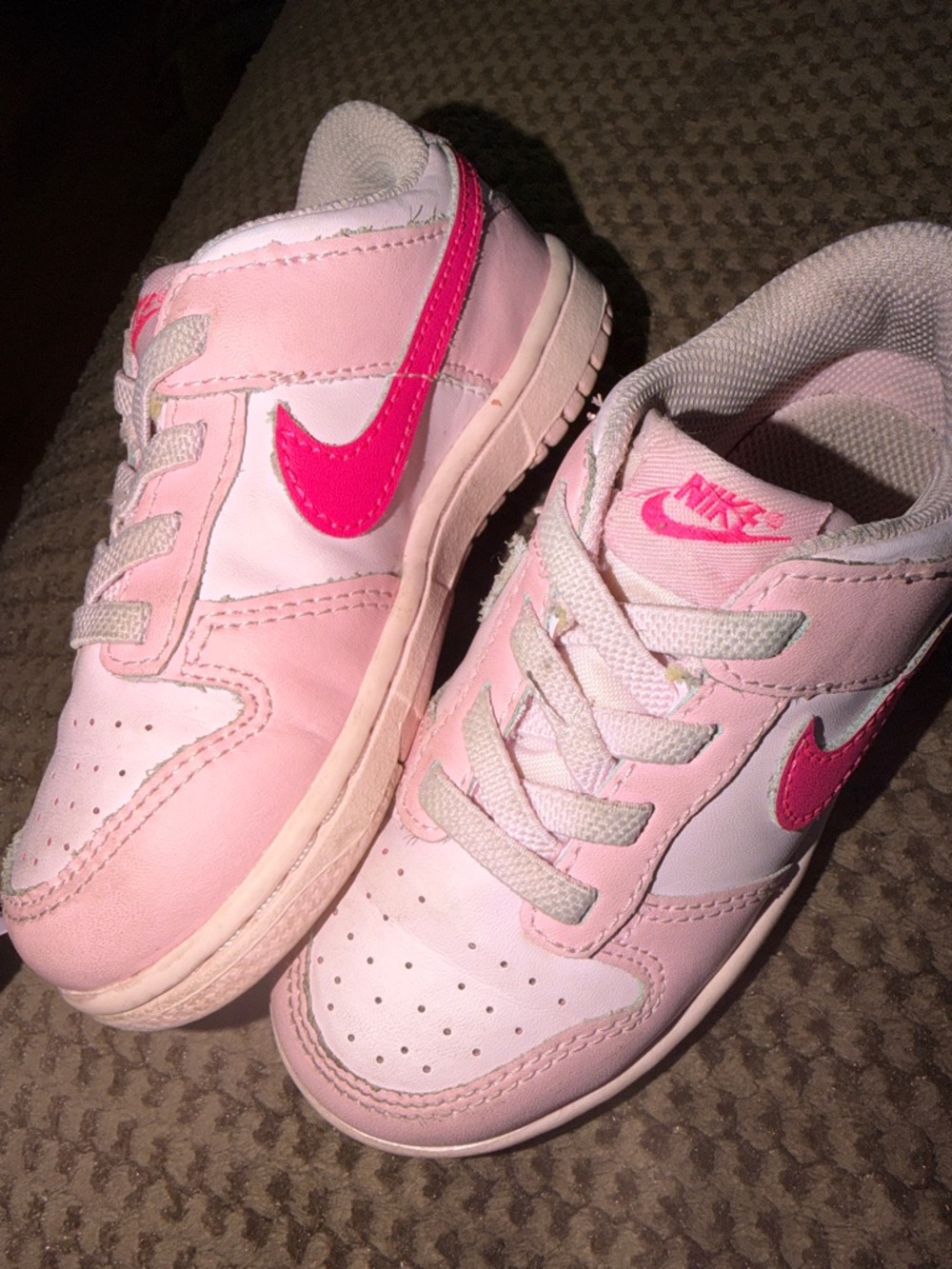 Nike Kids Light Pink and Hot Pink Low-Top Sneakers